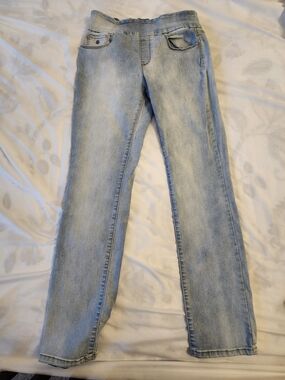 Gloria Vanderbilt Amanda Pull On Light Wash Women’s Slim Jeans - Light Blue